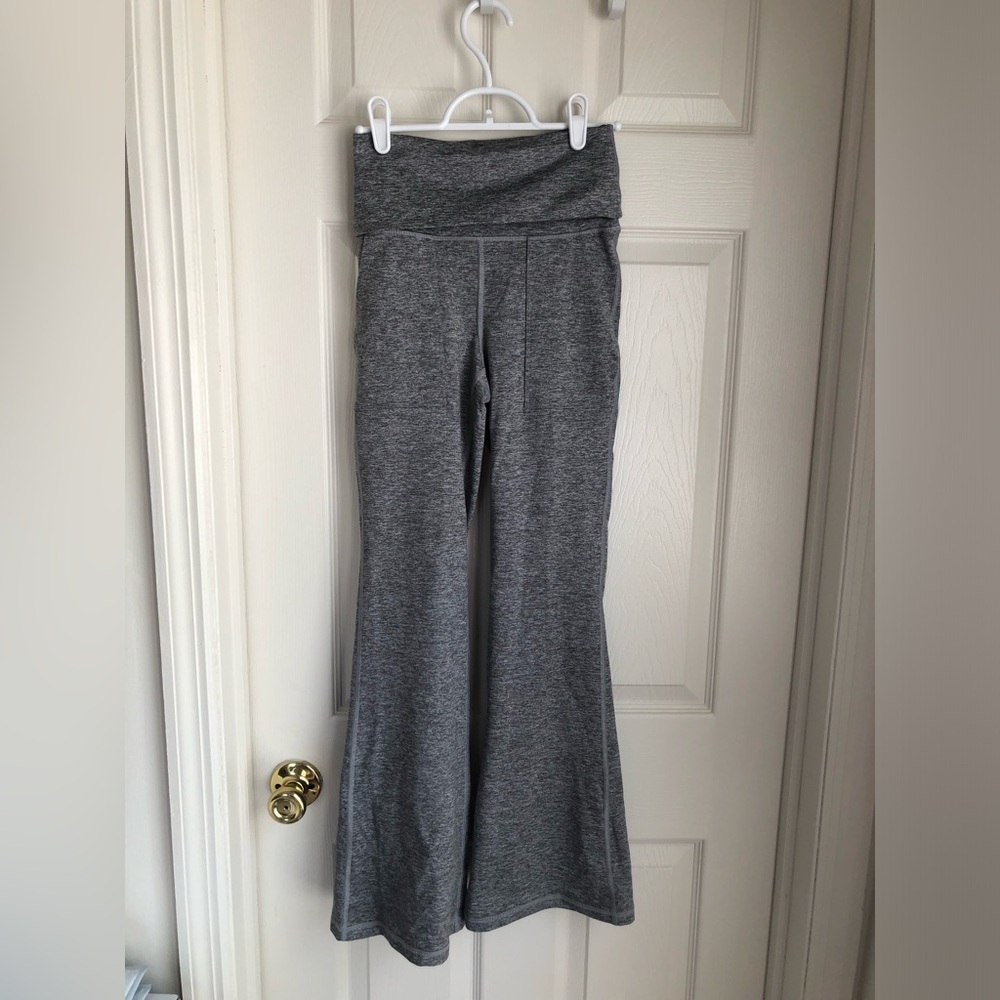 Aerie OFFLINE The Hugger High Waisted Foldover Flare Legging SHORT Gray